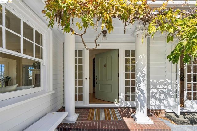 865 Contra Costa Ave, Berkeley, CA 94707