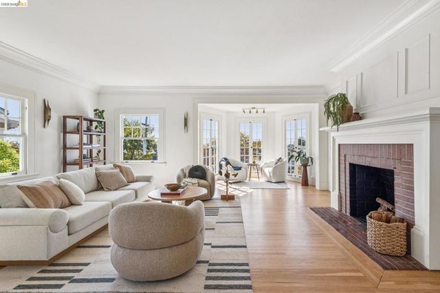 865 Contra Costa Ave, Berkeley, CA 94707