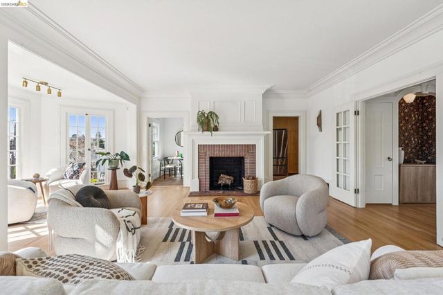 865 Contra Costa Ave, Berkeley, CA 94707