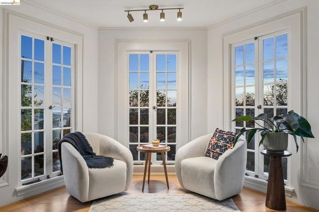 865 Contra Costa Ave, Berkeley, CA 94707