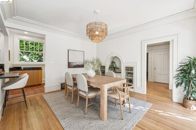 865 Contra Costa Ave, Berkeley, CA 94707