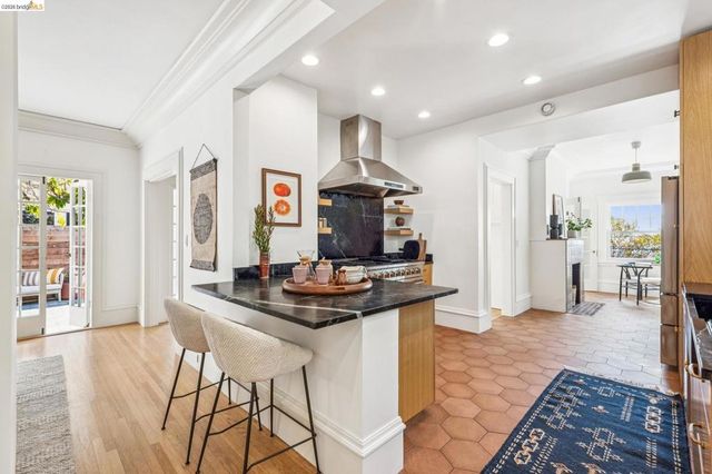 865 Contra Costa Ave, Berkeley, CA 94707
