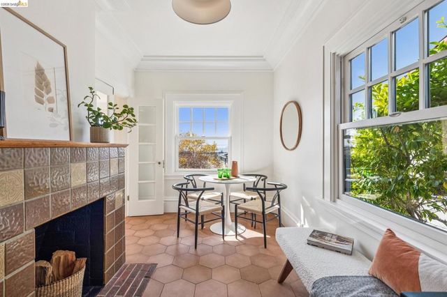 865 Contra Costa Ave, Berkeley, CA 94707