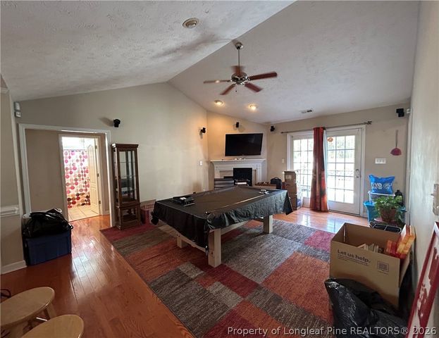 889 Louisiana Drive, Raeford, NC 28376