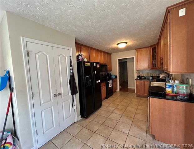 889 Louisiana Drive, Raeford, NC 28376