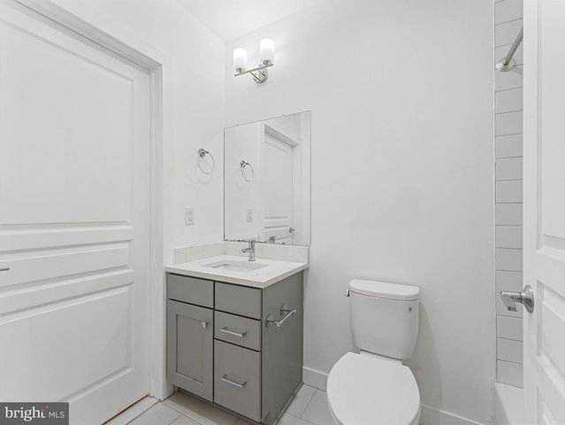 1429 S LAWRENCE TER, Philadelphia, PA 19147
