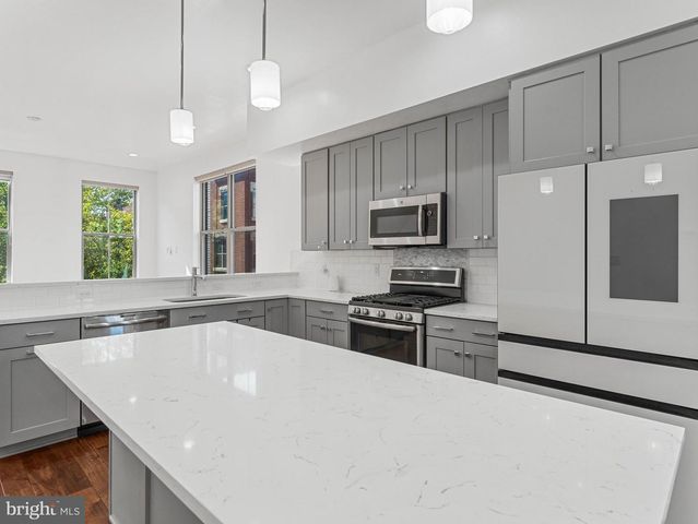 1429 S LAWRENCE TER, Philadelphia, PA 19147
