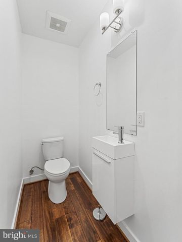 1429 S LAWRENCE TER, Philadelphia, PA 19147