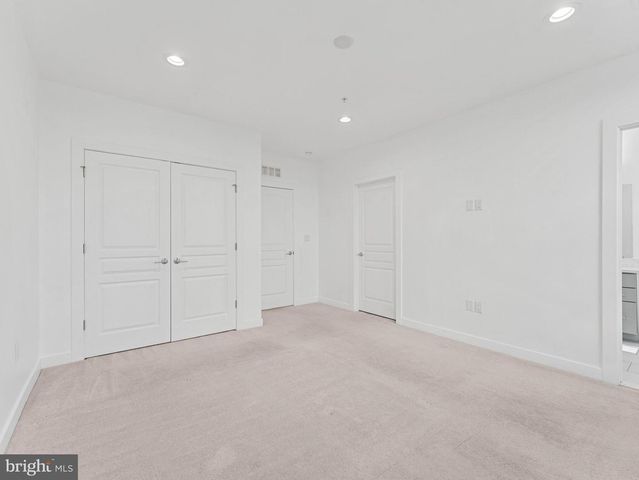 1429 S LAWRENCE TER, Philadelphia, PA 19147