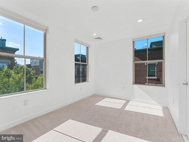 1429 S LAWRENCE TER, Philadelphia, PA 19147