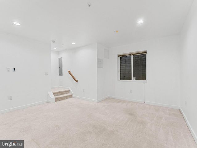 1429 S LAWRENCE TER, Philadelphia, PA 19147