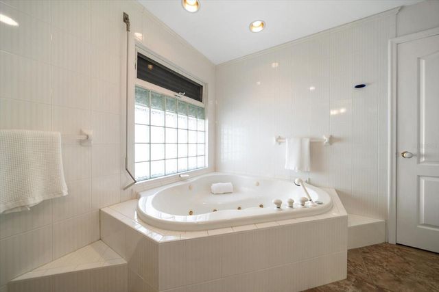 15564 GULF BOULEVARD, Redington Beach, FL 33708