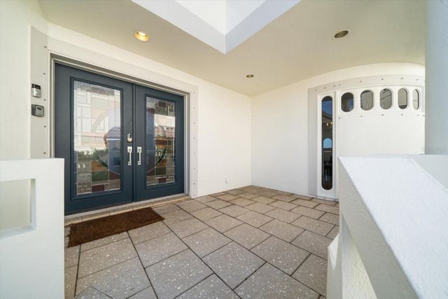 15564 GULF BOULEVARD, Redington Beach, FL 33708