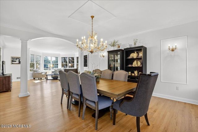 371 Karen Court, Freehold, NJ 07728