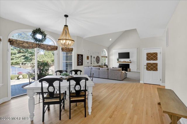 371 Karen Court, Freehold, NJ 07728