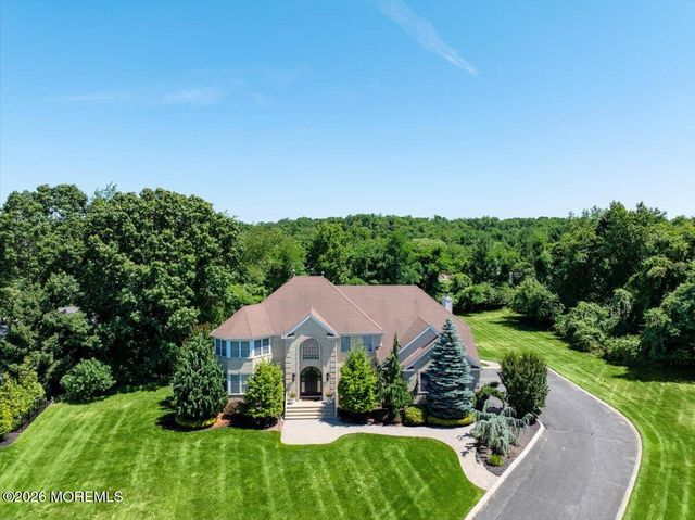 371 Karen Court, Freehold, NJ 07728