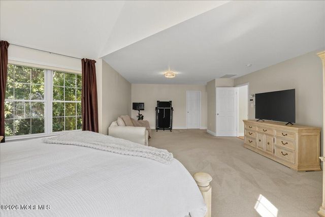 371 Karen Court, Freehold, NJ 07728