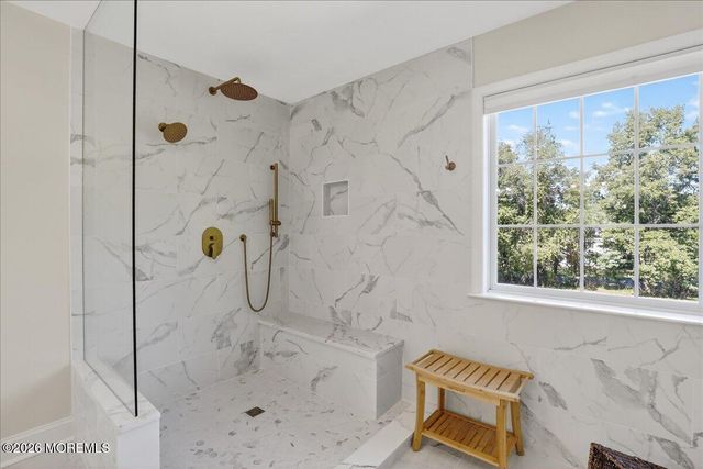 371 Karen Court, Freehold, NJ 07728