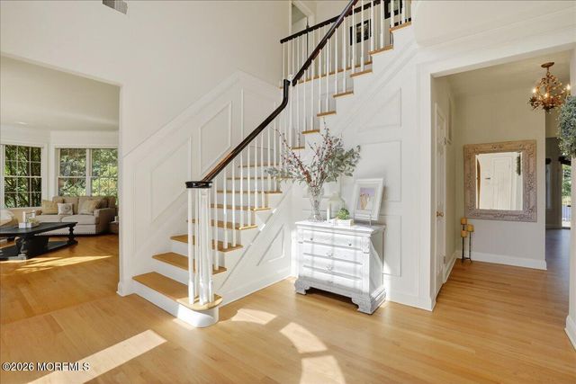 371 Karen Court, Freehold, NJ 07728