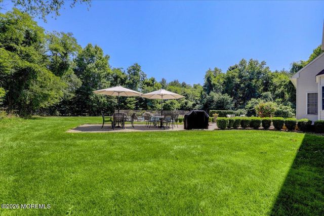 371 Karen Court, Freehold, NJ 07728