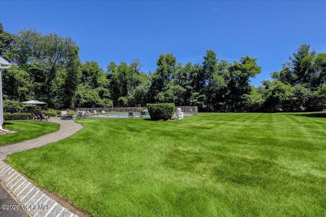 371 Karen Court, Freehold, NJ 07728