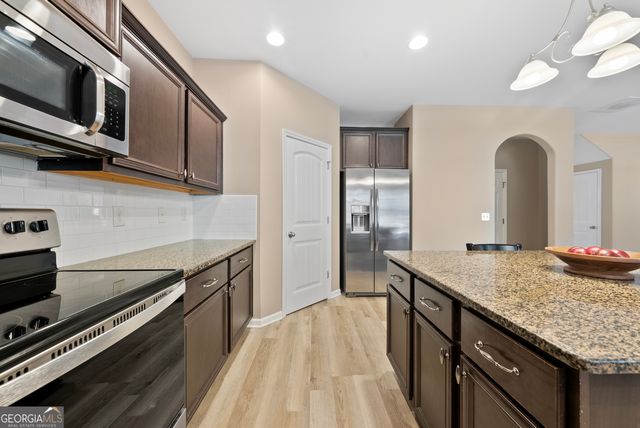 67 Pin Oak Way, Hamilton, GA 31811