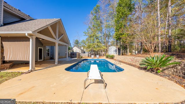 67 Pin Oak Way, Hamilton, GA 31811