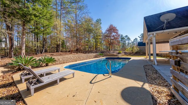 67 Pin Oak Way, Hamilton, GA 31811