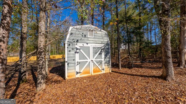 67 Pin Oak Way, Hamilton, GA 31811