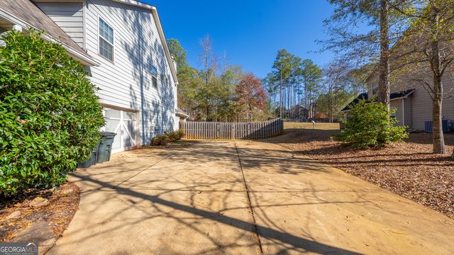 67 Pin Oak Way, Hamilton, GA 31811