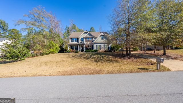 67 Pin Oak Way, Hamilton, GA 31811