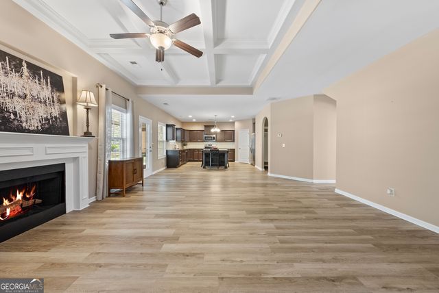 67 Pin Oak Way, Hamilton, GA 31811