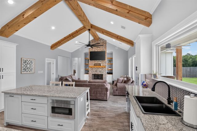 690 Popsi Lane, Stonewall, LA 71078
