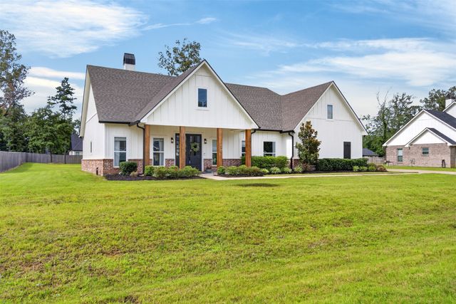 690 Popsi Lane, Stonewall, LA 71078