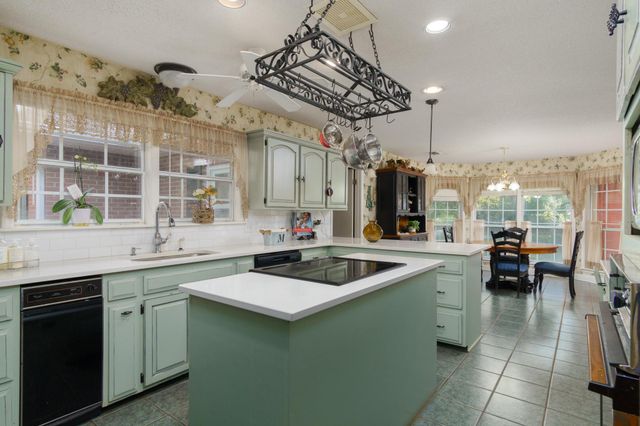 4519 Hwy 589, Sumrall, MS 39482