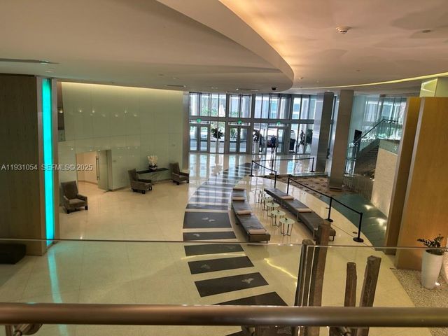 92 SW 3rd St 1408, Miami, FL 33130