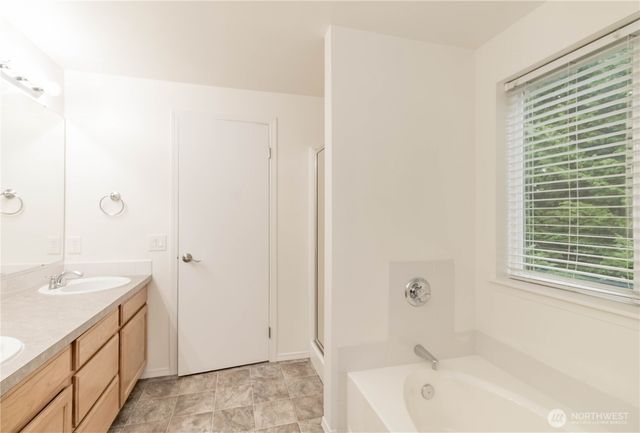 18327 39th Avenue Ct E, Tacoma, WA 98446