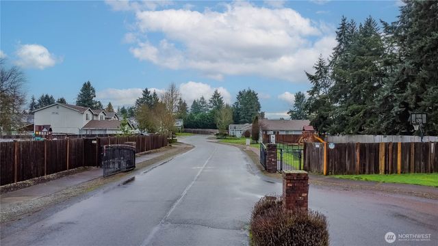 18327 39th Avenue Ct E, Tacoma, WA 98446