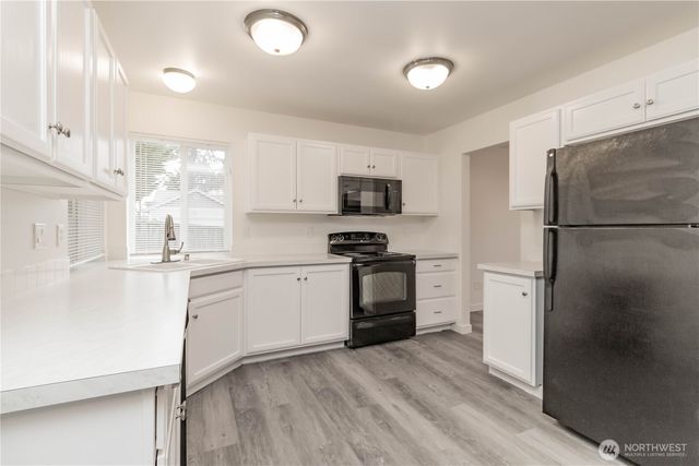 18327 39th Avenue Ct E, Tacoma, WA 98446