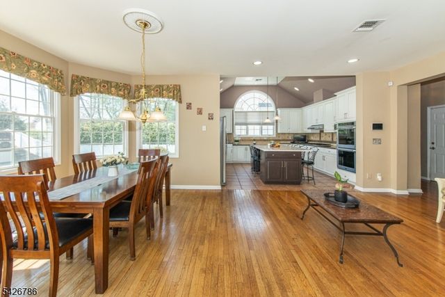 20 Ralph Dr, Fairfield Twp., NJ 07004