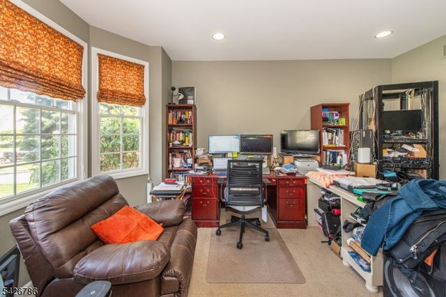 20 Ralph Dr, Fairfield Twp., NJ 07004