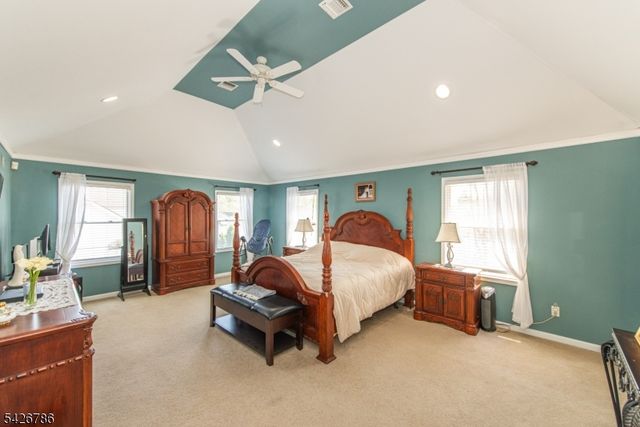20 Ralph Dr, Fairfield Twp., NJ 07004