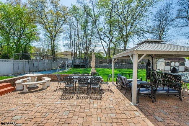 20 Ralph Dr, Fairfield Twp., NJ 07004