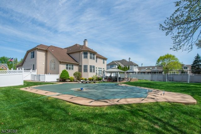 20 Ralph Dr, Fairfield Twp., NJ 07004