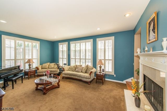 20 Ralph Dr, Fairfield Twp., NJ 07004