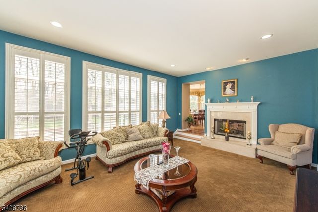 20 Ralph Dr, Fairfield Twp., NJ 07004