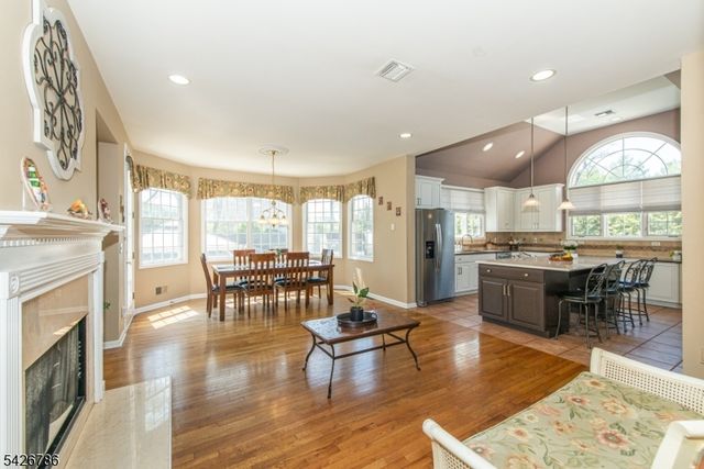 20 Ralph Dr, Fairfield Twp., NJ 07004