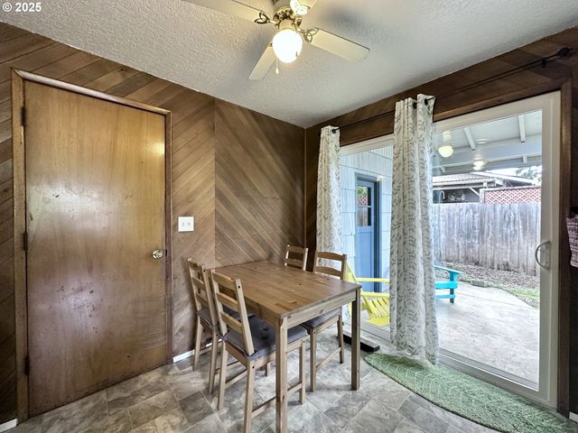 1563 Se 11TH St, Gresham, OR 97080