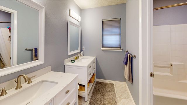 6901 Bluebell Drive, Rowlett, TX 75089