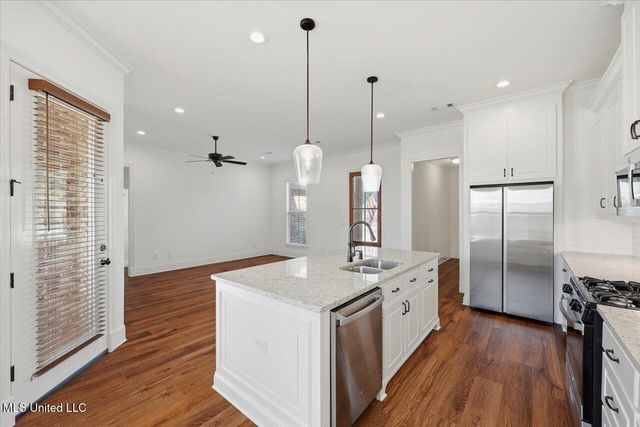 313 Willow Way, Canton, MS 39046